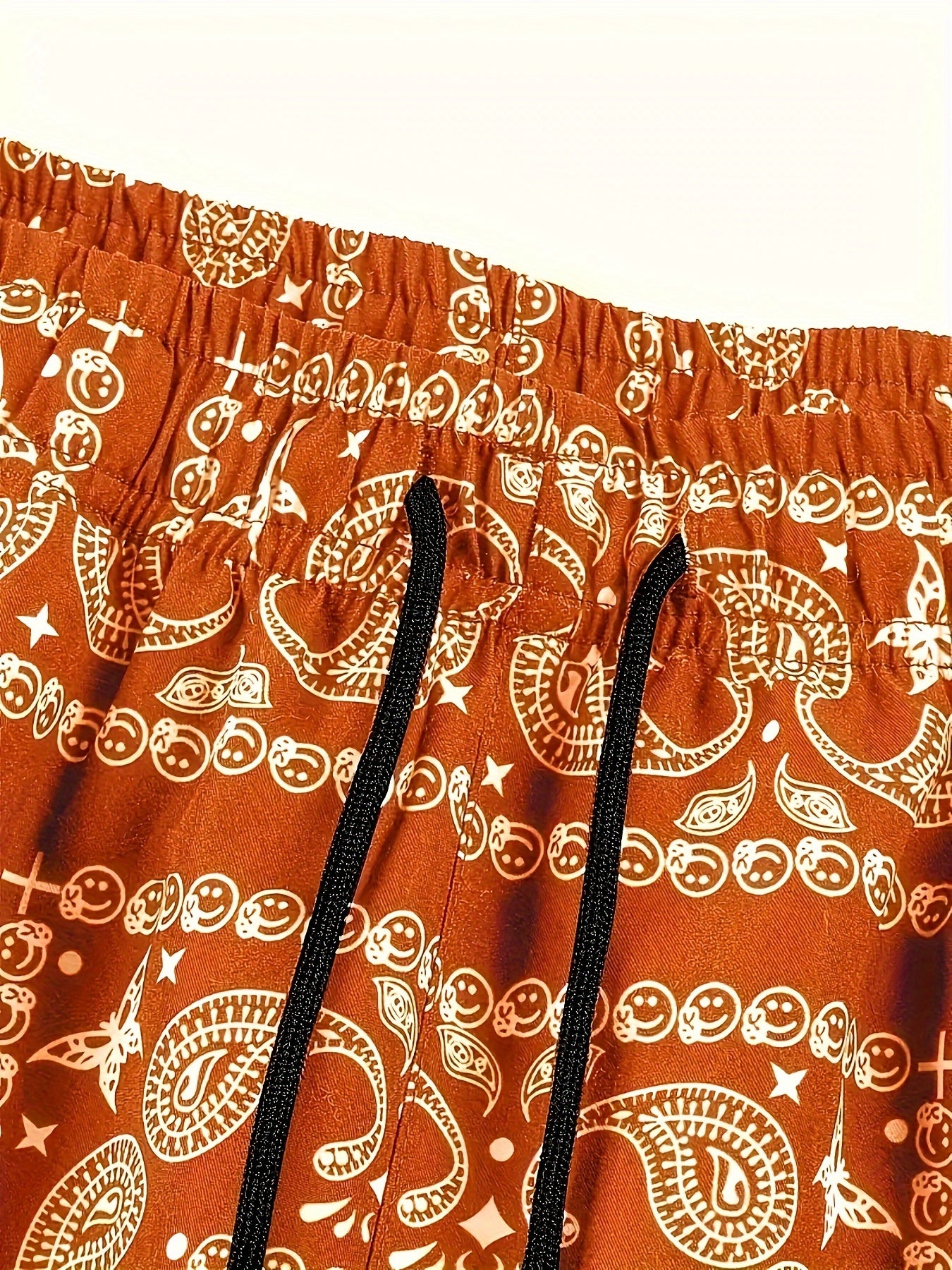 Men's Paisley Pattern Drawstring Beach Shorts - Lightweight