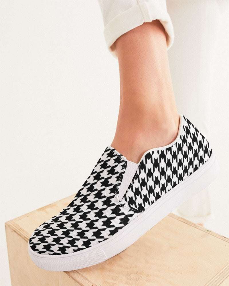 Noir Diore Kouture - Women SNUGZ' Houndstooth Slip-On Canvas Shoe