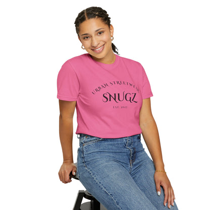 Snugz by Noir Doire Kouture - Ivory Intrigue Unisex Tees