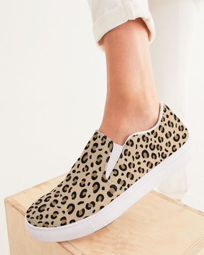 Noir Diore Kouture - Women SNUGZ' Leopard Slip-On Canvas Shoe